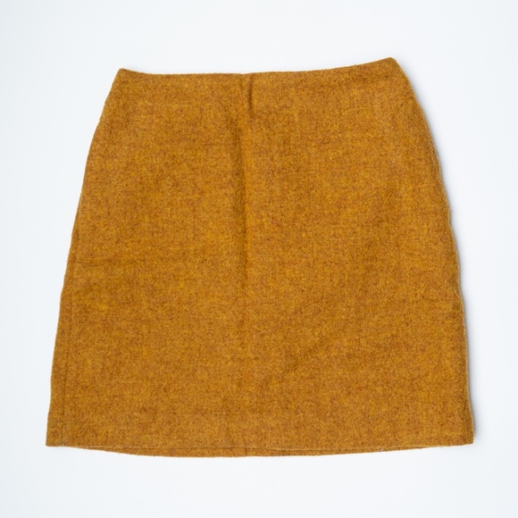size 0 - Uniqlo Wool Blend Mini Skirt Yellow with Pockets - Picture 1 of 4